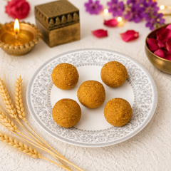Wheat Churma Laddu - 500gm - SweeDesi