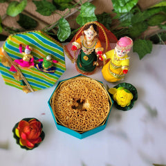 Ghewar Hamper 1 available online at SweeDesi