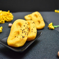 Kesar Peda - 300gm available online at SweeDesi