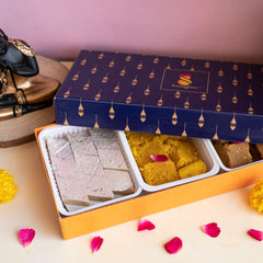 Uphar Hamper 22 available online at SweeDesi