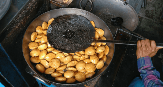 A Tale of Two Kachoris: Rawat & Sodhani - SweeDesi