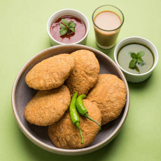 Pyaz Kachori of Jaipur - SweeDesi