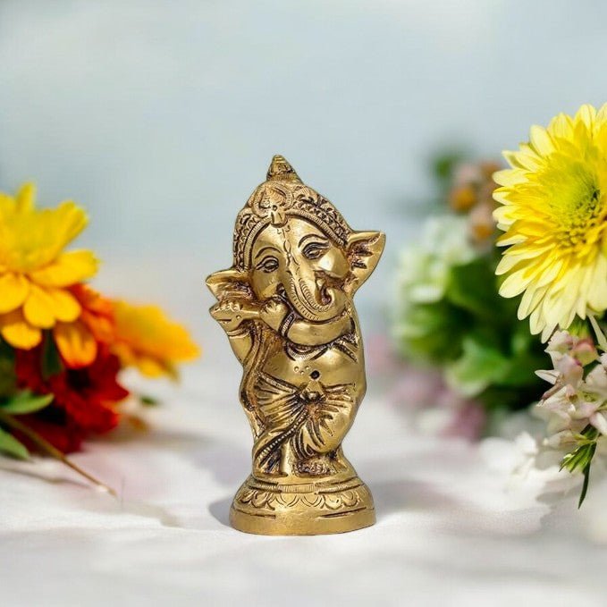 Brass Ganpati with Flute - SweeDesi