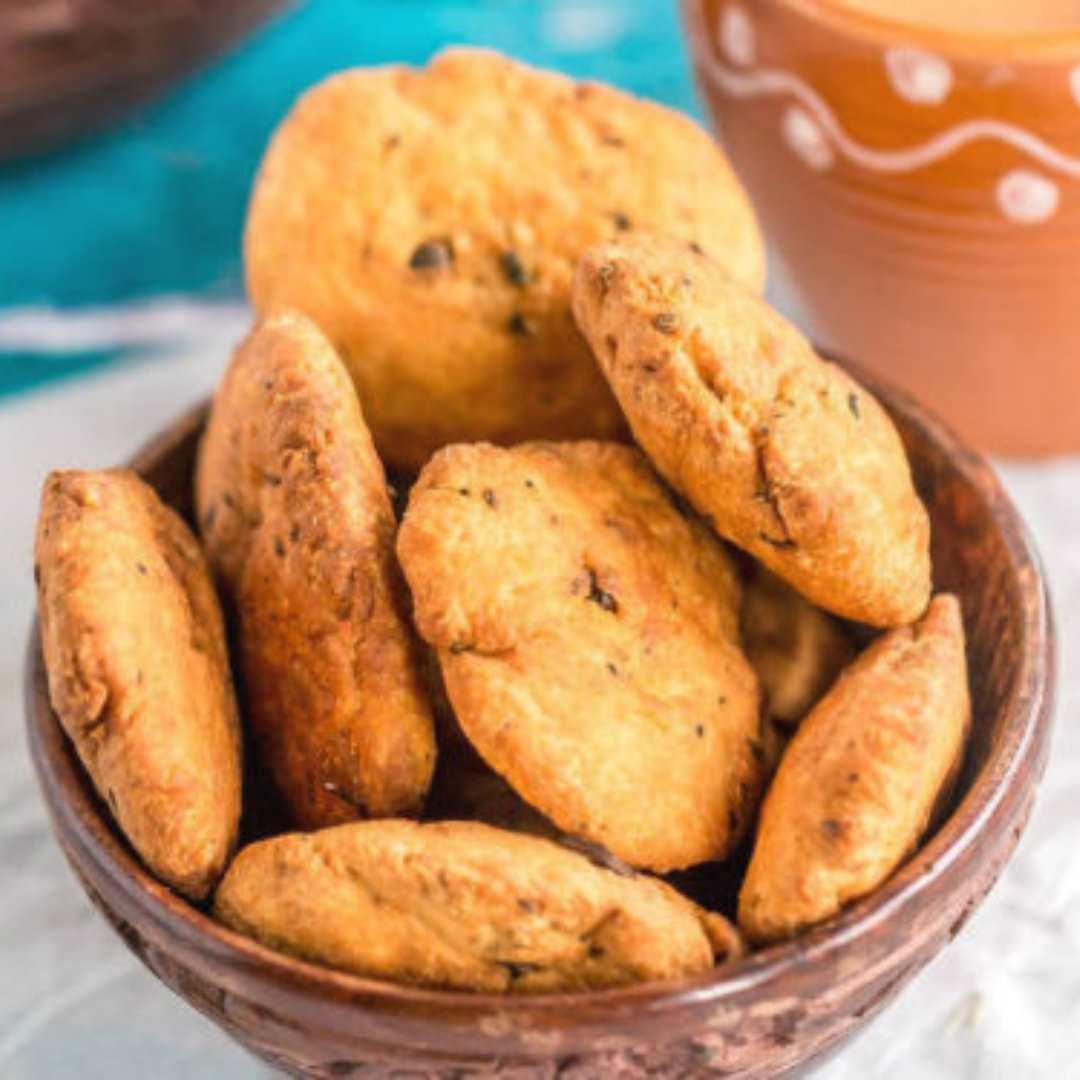    Methi Mathri - 250gm available online at SweeDesi