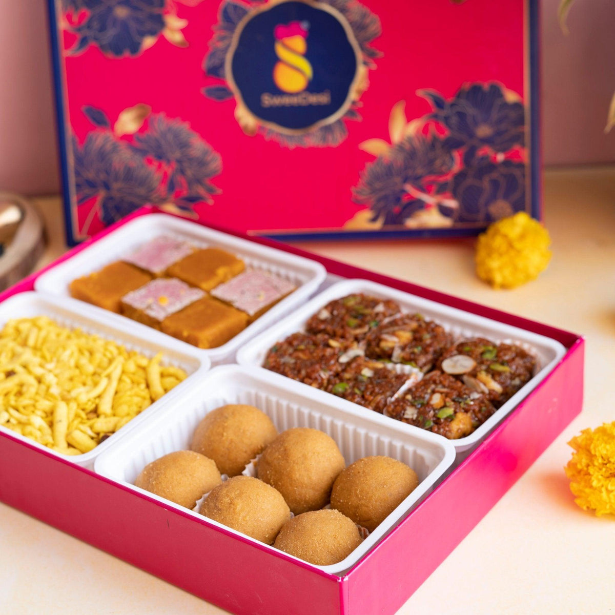    Utsav Hamper 21 available online at SweeDesi